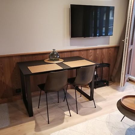 Le 400 A Bsm Apartment บูร์-แซ็งต์-โมริซ ภายนอก รูปภาพ